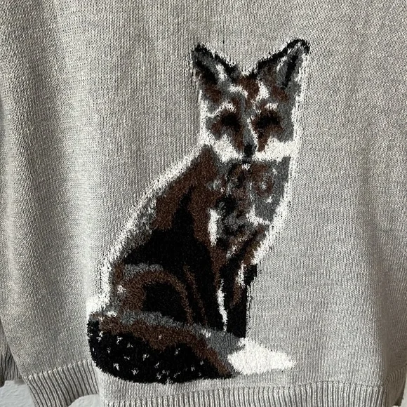 Sweater - Picture 2 of 6